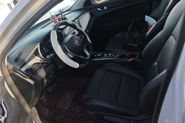 CHANGAN Eado New Energy 2022, 25900 км, за 8993 USD - фото 17