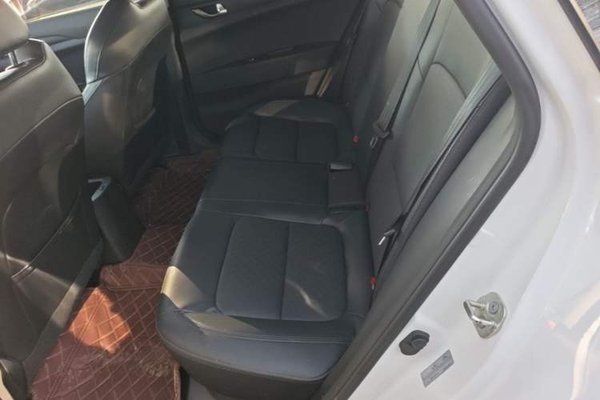 CHANGAN Eado New Energy 2022, 25900 км, за 8993 USD - фото 20