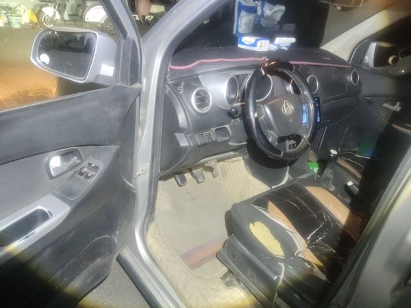 CHANGAN KAICHENG Ounuo S 2014, 141100 км, за 2291 USD