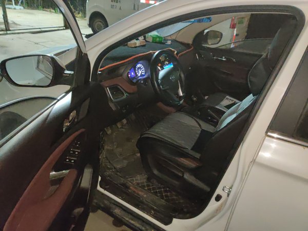 CHANGAN Lingxuan 2017, 30000 км, за 4574 USD - фото 19