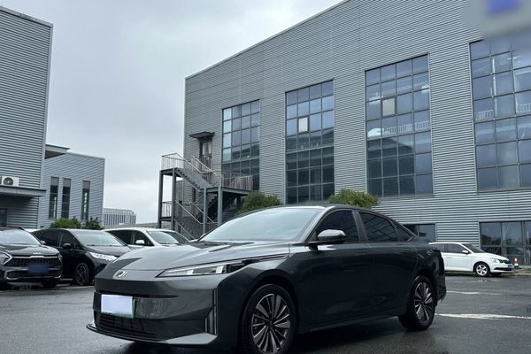 CHANGAN NEVO A05 · 2024 год