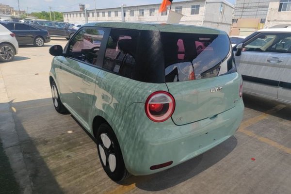 CHANGAN NEVO Lumin 2022, 28500 км, за 5614 USD