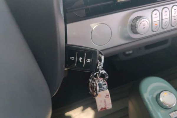 CHANGAN NEVO Lumin 2022, 28500 км, за 5614 USD - фото 12