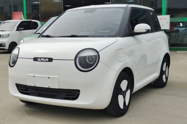 CHANGAN NEVO Lumin · 2022 год