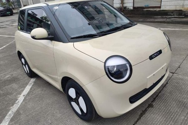 CHANGAN NEVO Lumin 2022, 46800 км, за 6906 USD