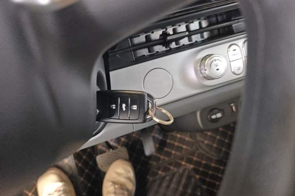 CHANGAN NEVO Lumin 2023, 2600 км, за 8600 USD - фото 12