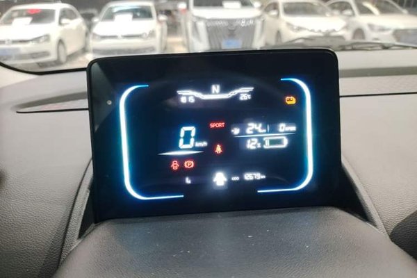 CHANGAN NEVO Lumin 2023, 12600 км, за 7291 USD - фото 20