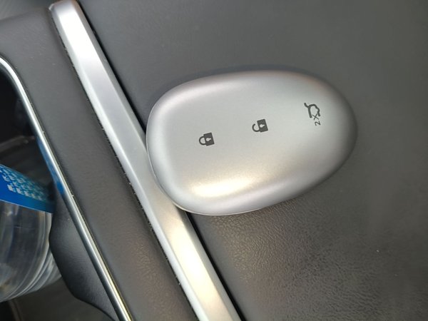 CHANGAN NEVO Q05 2026, 6000 км, за 15356 USD - фото 12