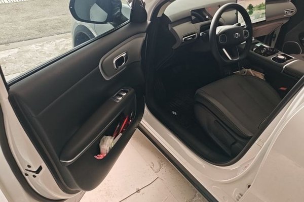 CHANGAN NEVO Q05 2026, 700 км, за 13074 USD - фото 18