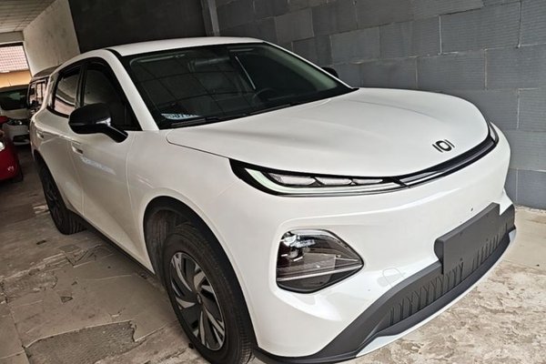CHANGAN NEVO Q05 2026, 700 км, за 13074 USD