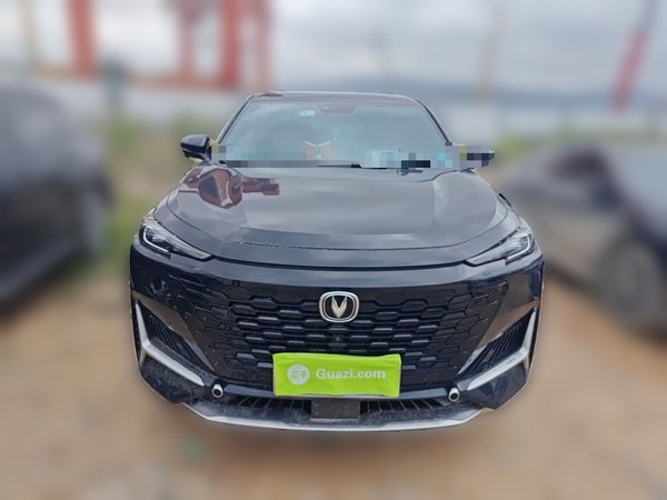 CHANGAN UNI-K 2021, 71200 км, за 10258 USD