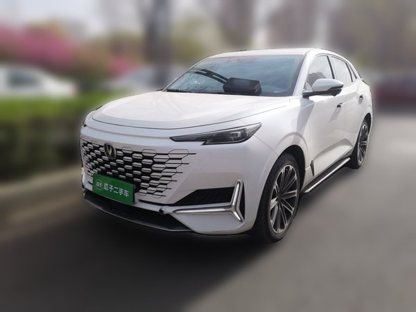 CHANGAN UNI-K 2021, 48200 км, за 12971 USD