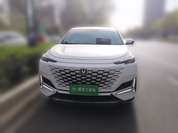 CHANGAN UNI-K 2021, 48200 км, за 12971 USD