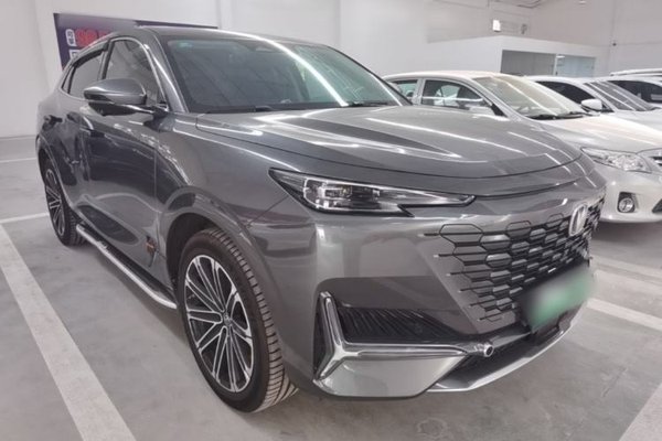 CHANGAN UNI-K iDD 2022, 56000 км, за 14175 USD