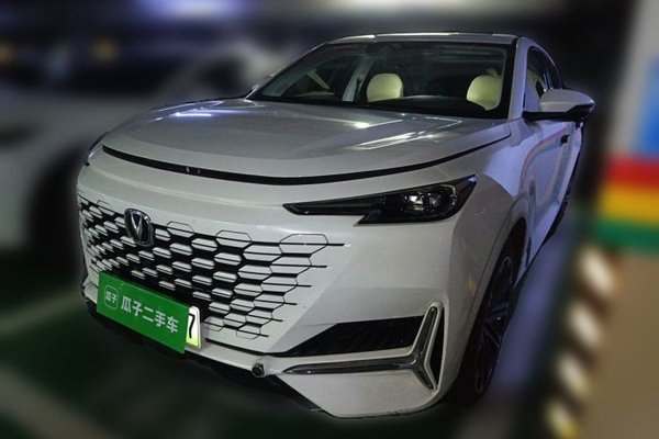CHANGAN UNI-K iDD · 2022 год