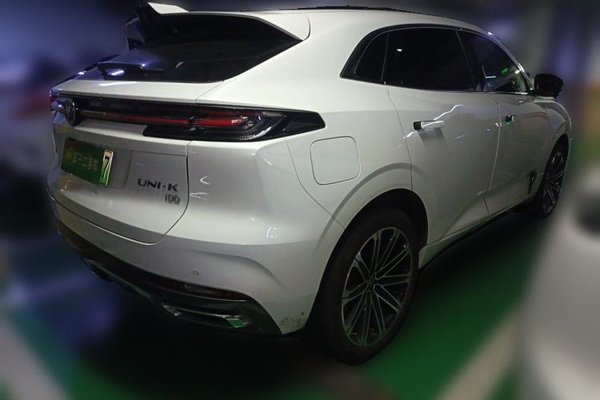 CHANGAN UNI-K iDD 2022, 55500 км, за 12295 USD