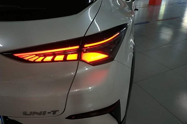 CHANGAN UNI-T 2022, за 11828 USD - фото 7