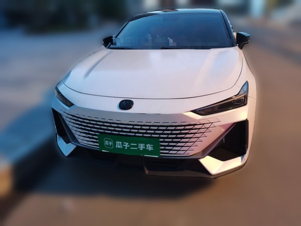 CHANGAN UNI-V 2022, 41300 км, за 8622 USD