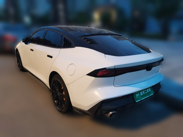 CHANGAN UNI-V 2022, 41300 км, за 8622 USD