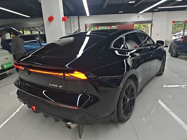 CHANGAN UNI-V 2022, 54800 км, за 12148 USD - фото 16