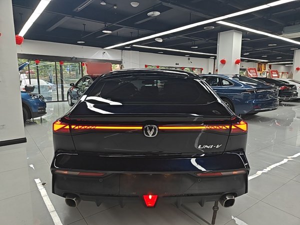 CHANGAN UNI-V 2022, 54800 км, за 12148 USD - фото 15