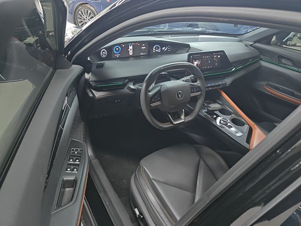 CHANGAN UNI-V 2022, 54800 км, за 12148 USD - фото 7