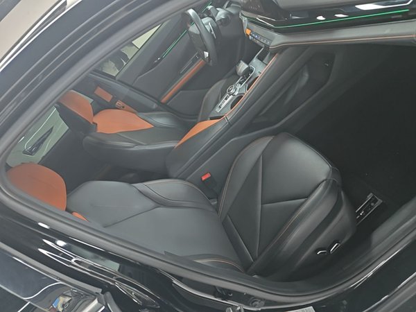 CHANGAN UNI-V 2022, 54800 км, за 12148 USD - фото 11