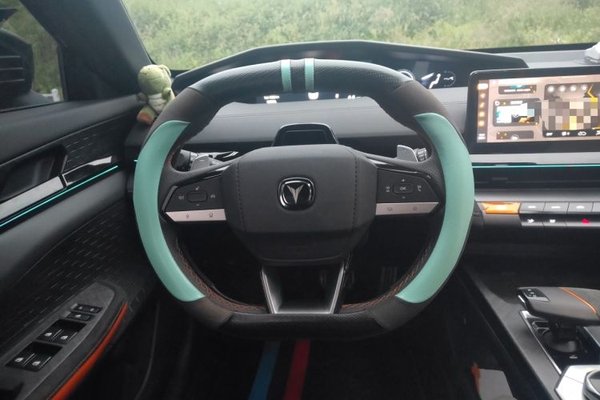 CHANGAN UNI-V 2022, 17200 км, за 11314 USD - фото 11
