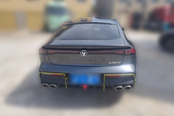 CHANGAN UNI-V 2022, 18300 км, за 12145 USD - фото 6