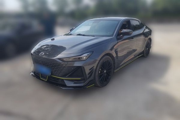 CHANGAN UNI-V · 2022 год