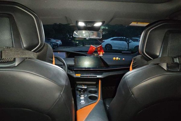 CHANGAN UNI-V 2022, 54900 км, за 10693 USD - фото 19