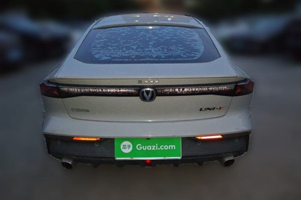 CHANGAN UNI-V 2022, 54900 км, за 10693 USD