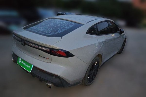 CHANGAN UNI-V 2022, 54900 км, за 10693 USD - фото 6