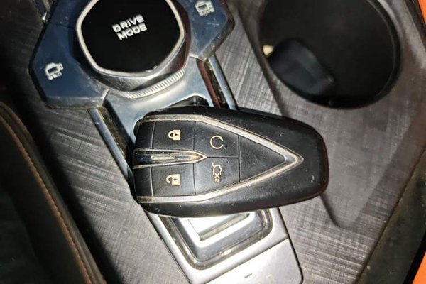 CHANGAN UNI-V 2022, 54900 км, за 10693 USD - фото 9