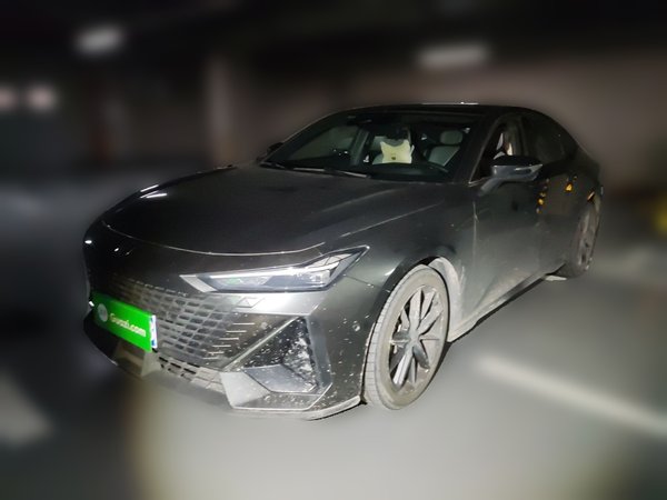 Changan UNI-V · 2022 год