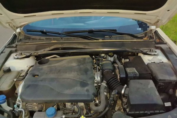 CHANGAN UNI-V 2022, 50900 км, за 8757 USD - фото 21
