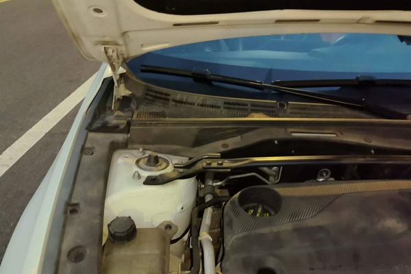 CHANGAN UNI-V 2022, 50900 км, за 8757 USD - фото 23
