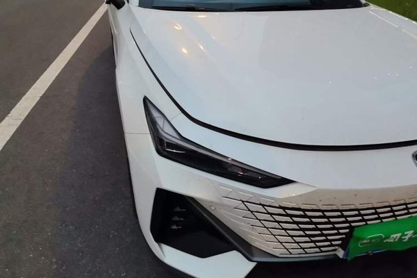 CHANGAN UNI-V 2022, 50900 км, за 8757 USD - фото 7