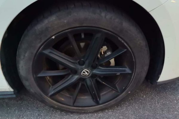 CHANGAN UNI-V 2022, 50900 км, за 8757 USD - фото 8
