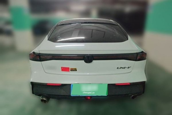 CHANGAN UNI-V 2022, 59900 км, за 11051 USD