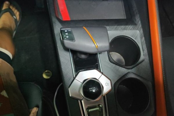 CHANGAN UNI-V 2022, 59900 км, за 11051 USD - фото 11