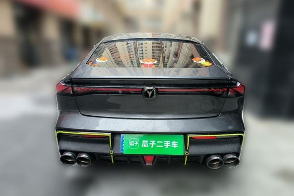 CHANGAN UNI-V 2022, 61400 км, за 15481 USD