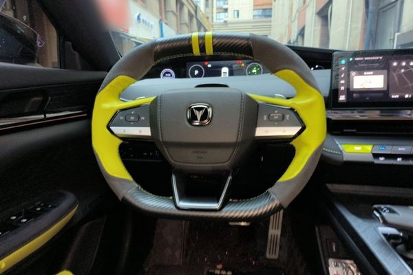 CHANGAN UNI-V 2022, 61400 км, за 15481 USD - фото 9