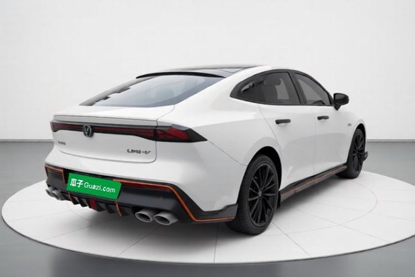 CHANGAN UNI-V 2023, 13000 км, за 12556 USD - фото 6