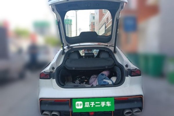 CHANGAN UNI-V 2023, 13000 км, за 12556 USD - фото 16