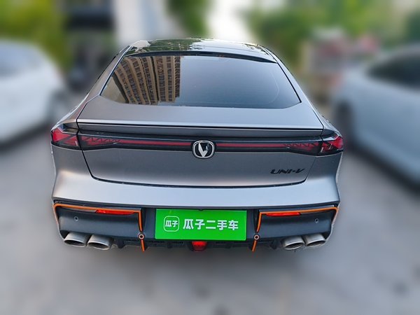 CHANGAN UNI-V 2023, 24400 км, за 11910 USD