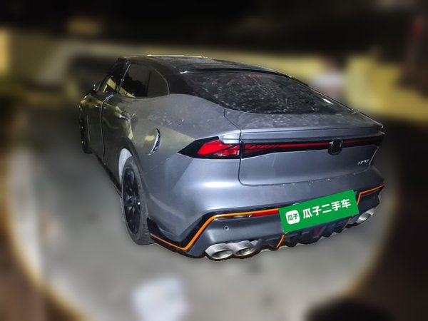 CHANGAN UNI-V 2023, 27400 км, за 11643 USD