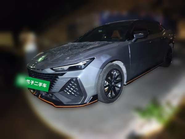 CHANGAN UNI-V · 2023 год