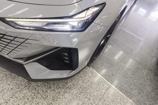 CHANGAN UNI-V iDD 2023, 1200 км, за 14923 USD - фото 9