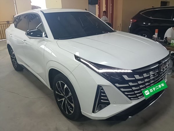 CHANGAN UNI-Z New Energy 2024, 56800 км, за 13896 USD - фото 22